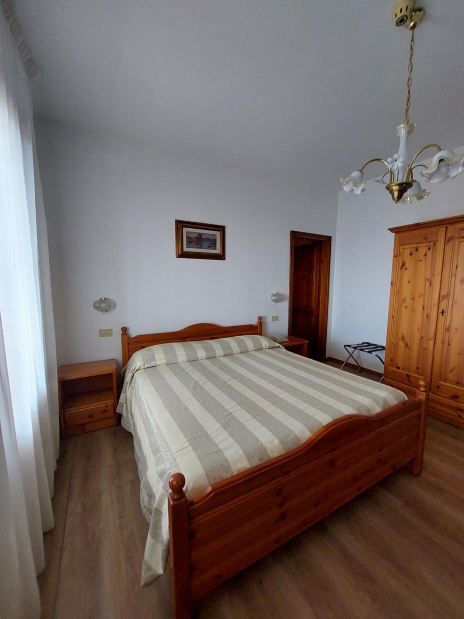Albergo Alla Pineta مونتيبلونا المظهر الخارجي الصورة